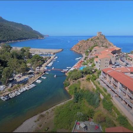 Porto  Residence Hoteliere Capu Seninu מראה חיצוני תמונה
