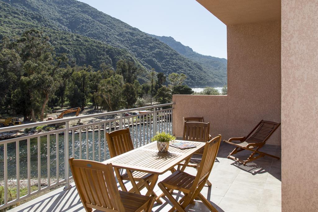 Porto  Residence Hoteliere Capu Seninu מראה חיצוני תמונה