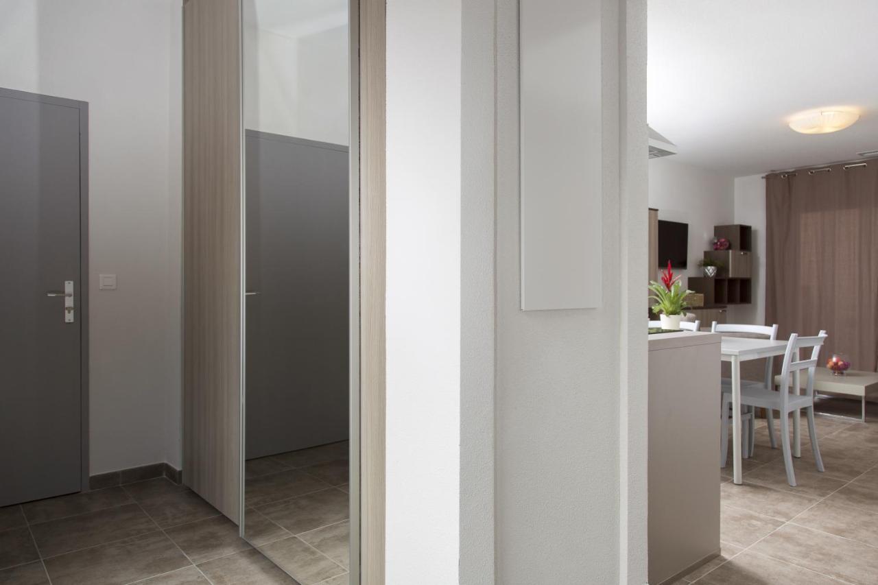 Porto  Residence Hoteliere Capu Seninu מראה חיצוני תמונה